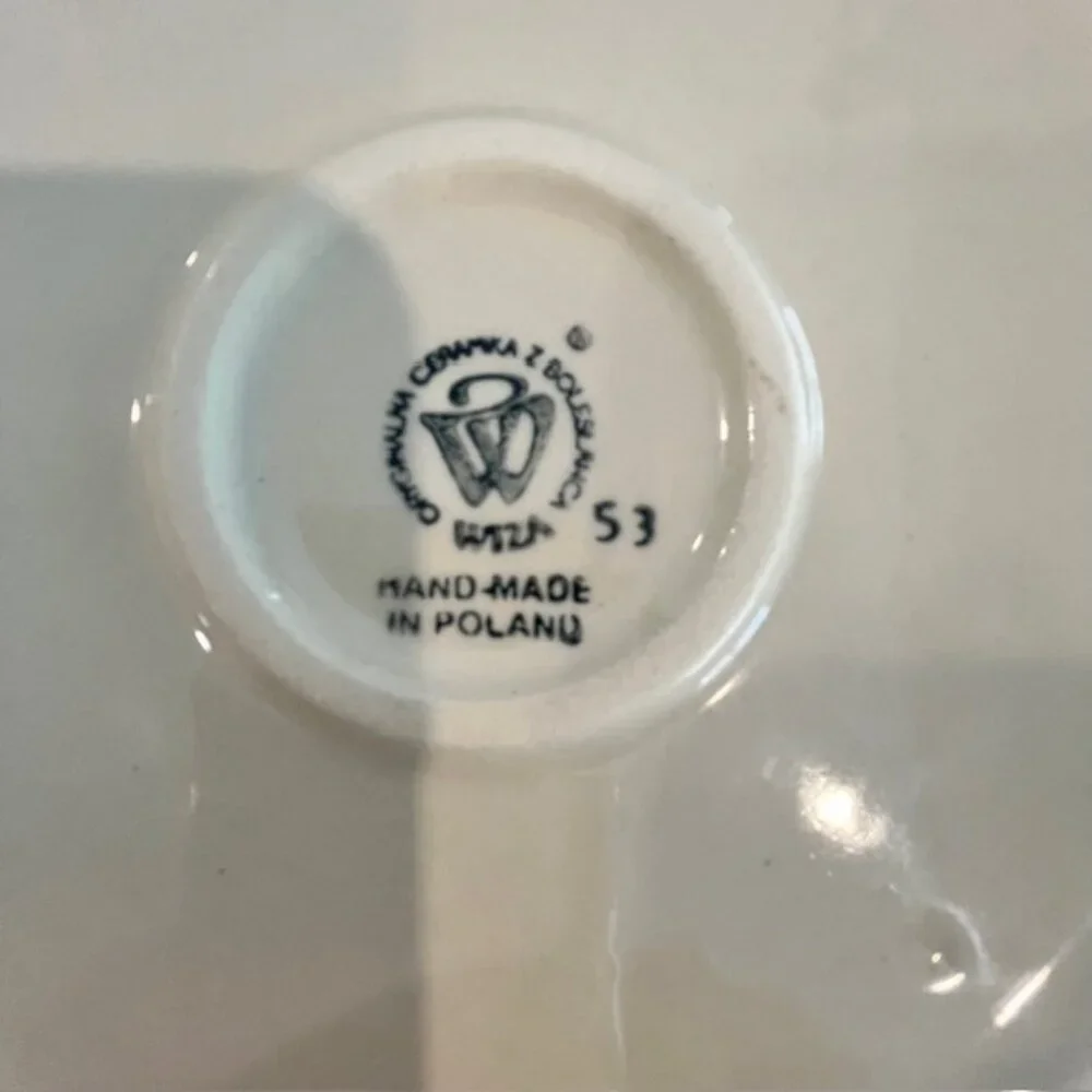 Boleslawica Polish Pottery Wiza Large Serving Bowl with Fluted Edge Blue Flowers - Picture 7 of 7